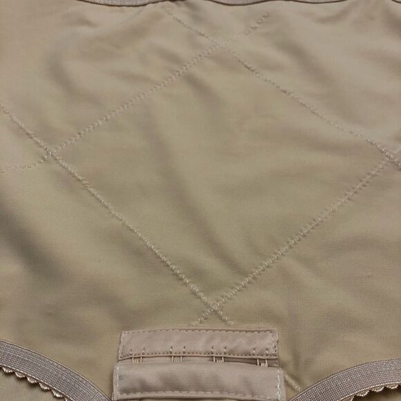 Wink your little secret women’s beige shape wear size 3X - Picture 2 of 6